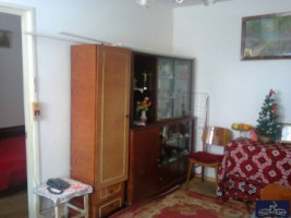 apartament-2-camere-confort-3-nedecomandat-situat-in-ploiesti-zona-vest-0